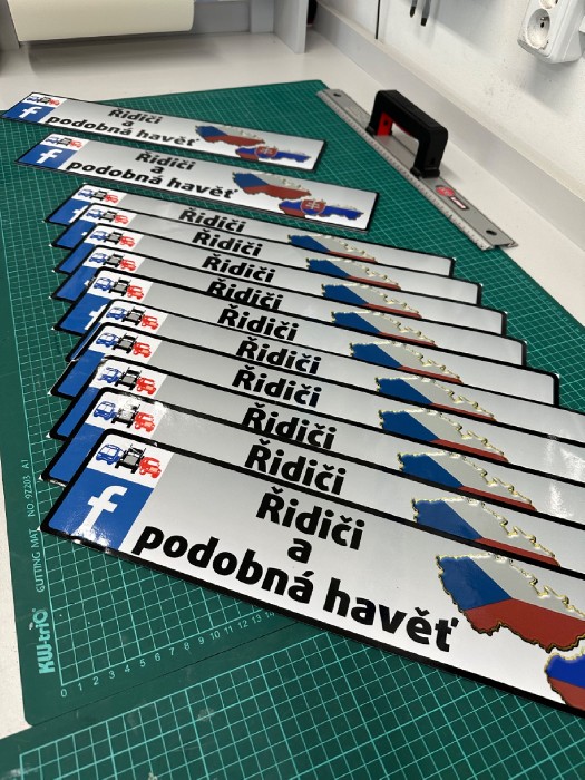 Tištěná samolepka ŘIDIČI A PODOBNÁ HAVĚŤ