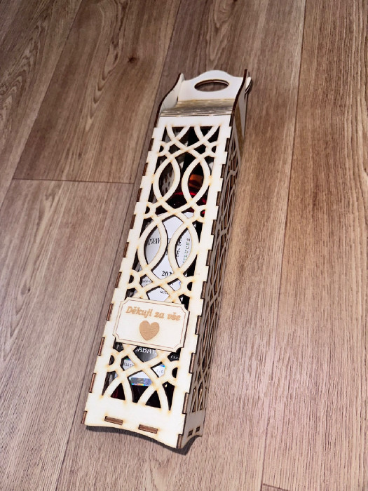 Dřevěný box na láhev